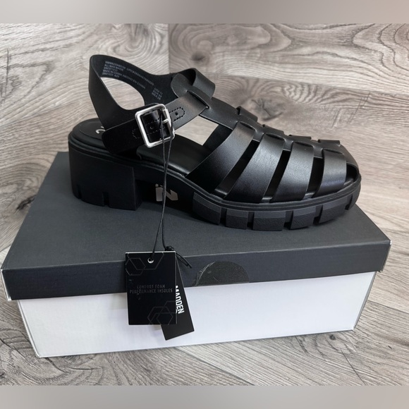 Madden NYC Women's Size 11 Genesis Block Heel Fisherman Sandal Shoe NEW - Picture 2 of 7